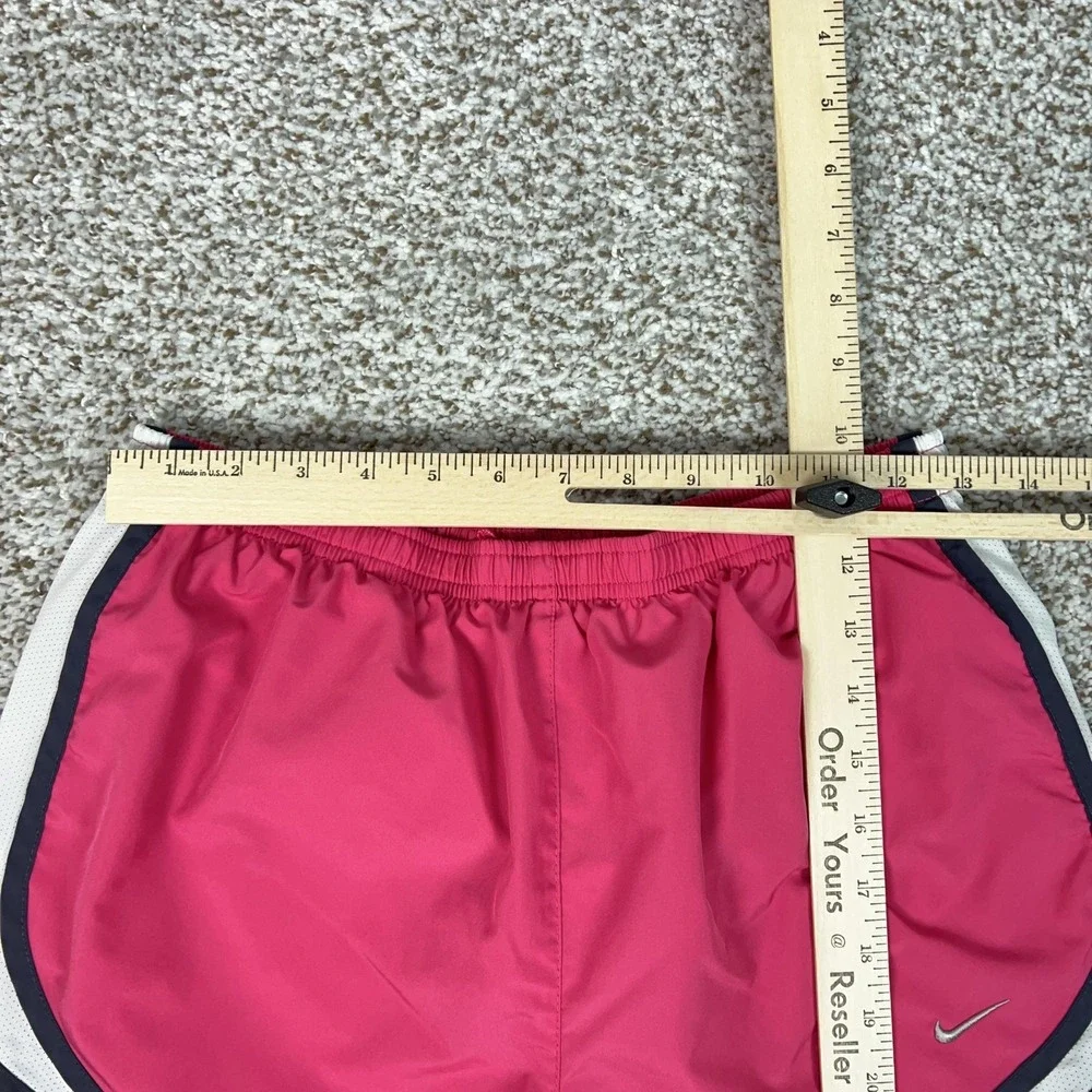 Nike Shorts Womens Medium Pink Dri-FIT Lined Running Athletic Tempo‎ Gym Workout